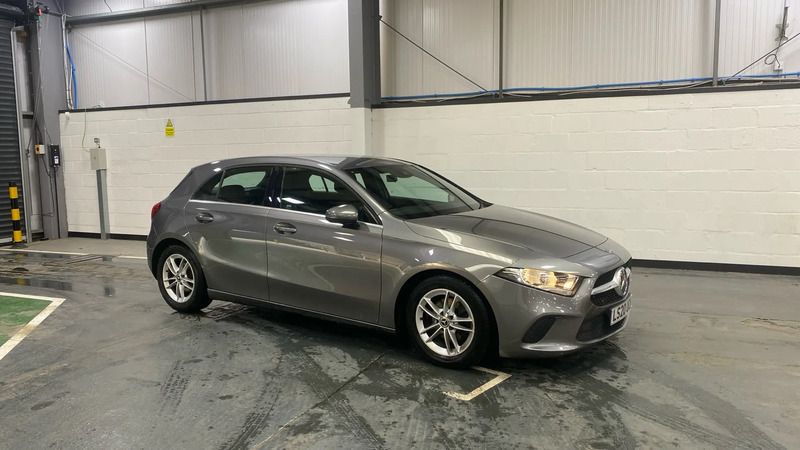 Grey Used 2020 Mercedes A180 SE Hatchback | £13,998 (Good price) - Image 1/4