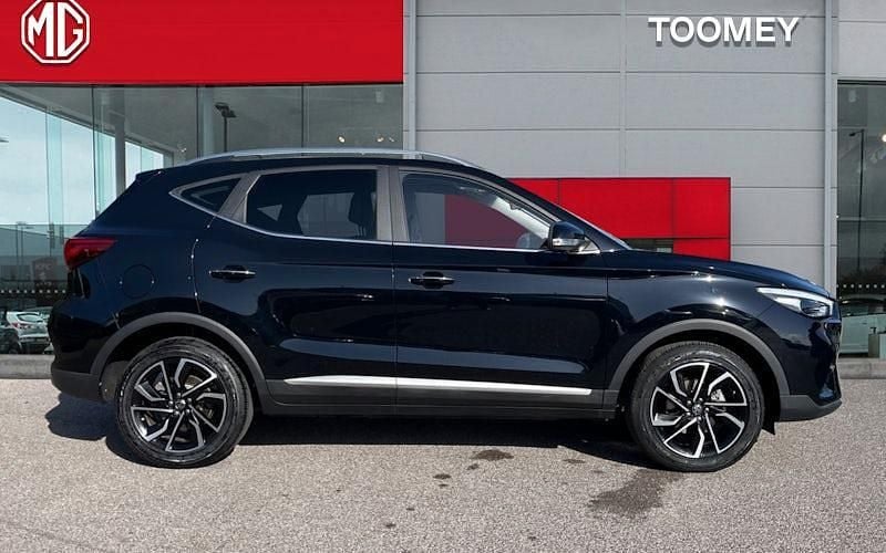 Used MG ZS Exclusive 111 HP (81 kW) 2024 Black SUV