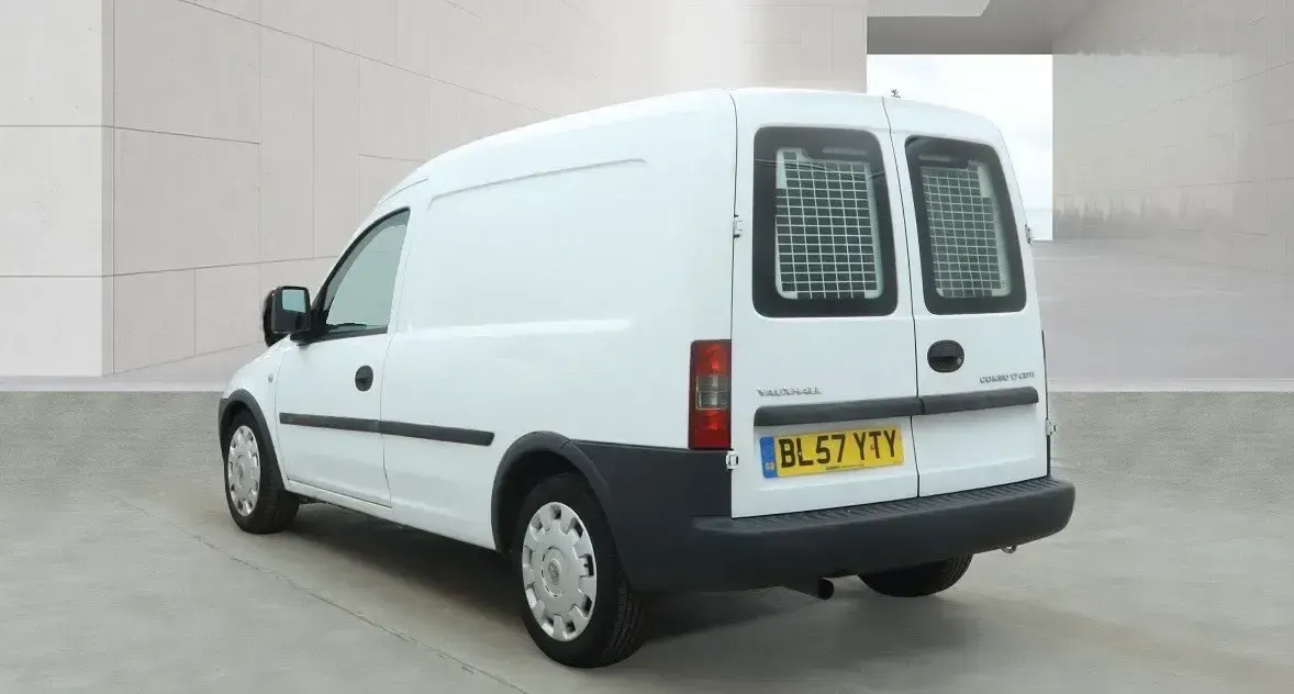 Gebraucht Vauxhall Combo 2008 Weiß Van / Kleinbus