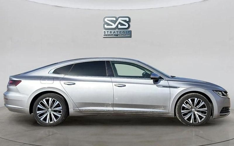 Used VW Arteon Elegance 150 HP (110 kW) 2019 Hatchback