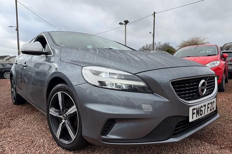 Used Volvo V40 R-Design 122 HP (89 kW) 2018 Grey Hatchback
