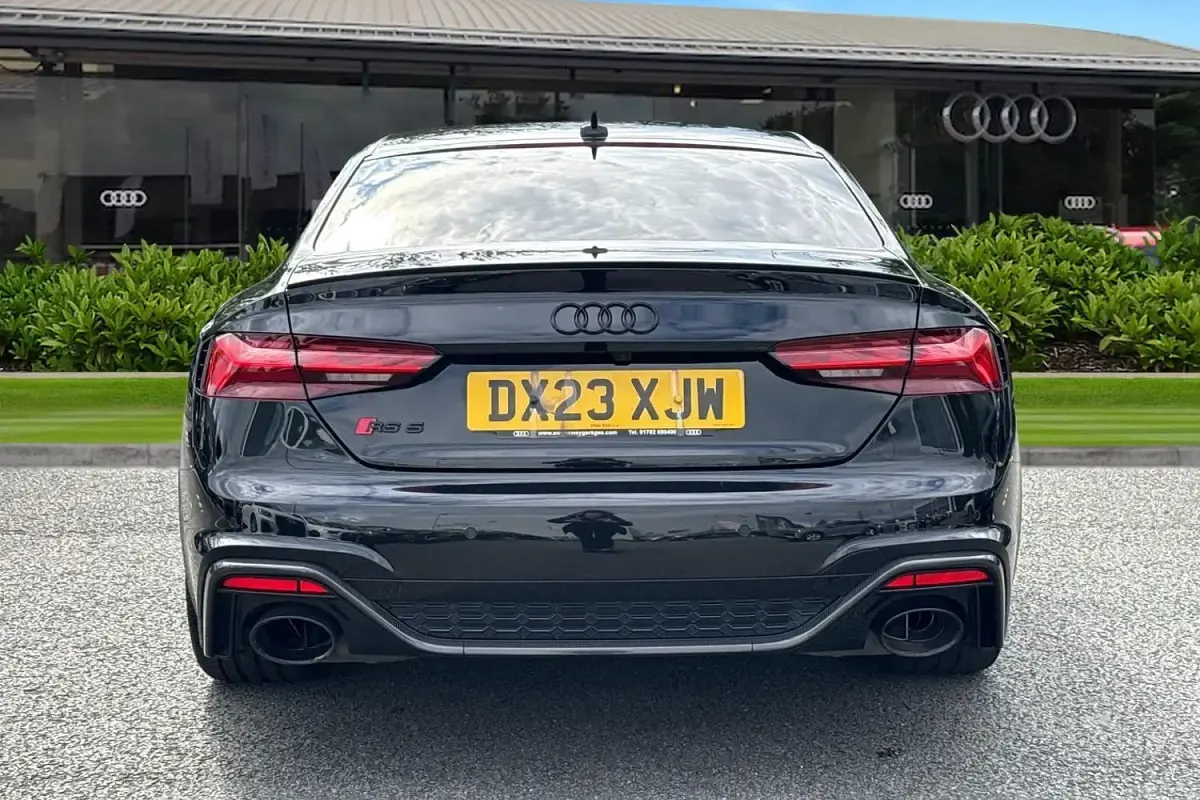 Usado Audi RS5 Design 450 CV (330 kW) 2023 Negro Coupe