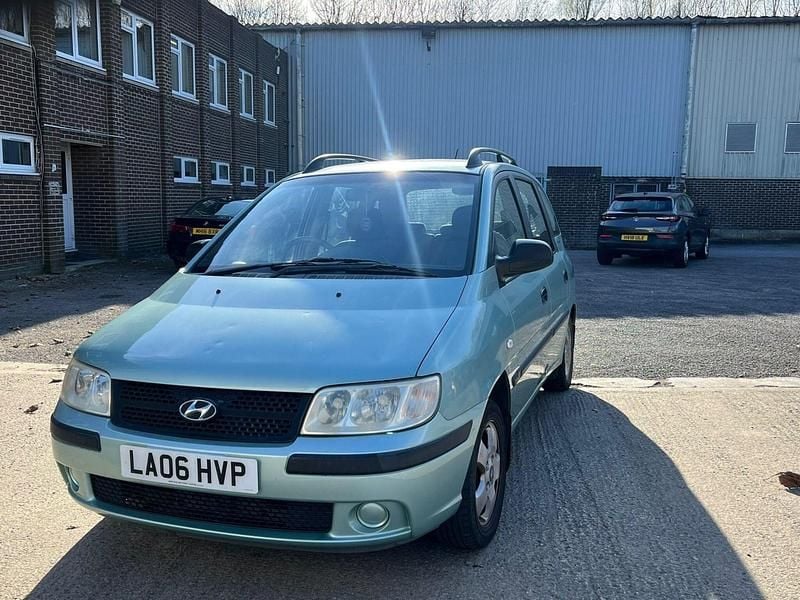Used Hyundai Matrix 103 HP (75 kW) 2006 Silver MPV