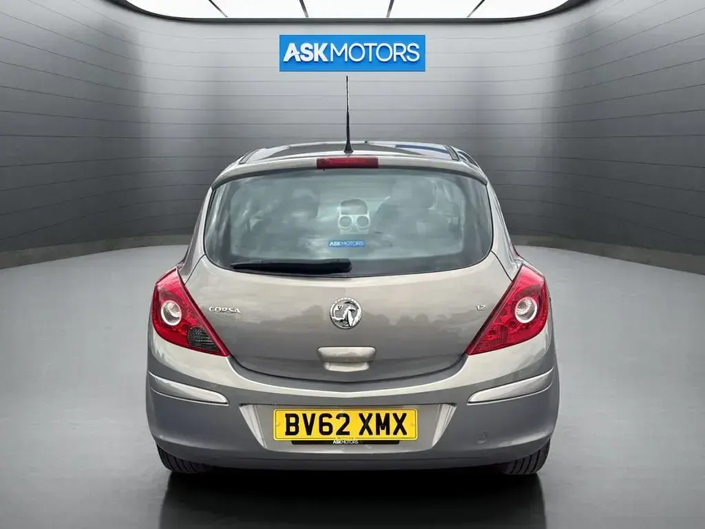 Used Vauxhall Corsa Active 85 HP (62 kW) 2012 Brown Hatchback
