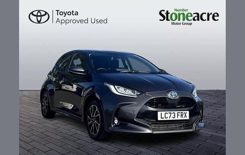 Grey Used 2023 Toyota Yaris Hybrid Design Hatchback | £18,000 (Fair price) - Image 1/2