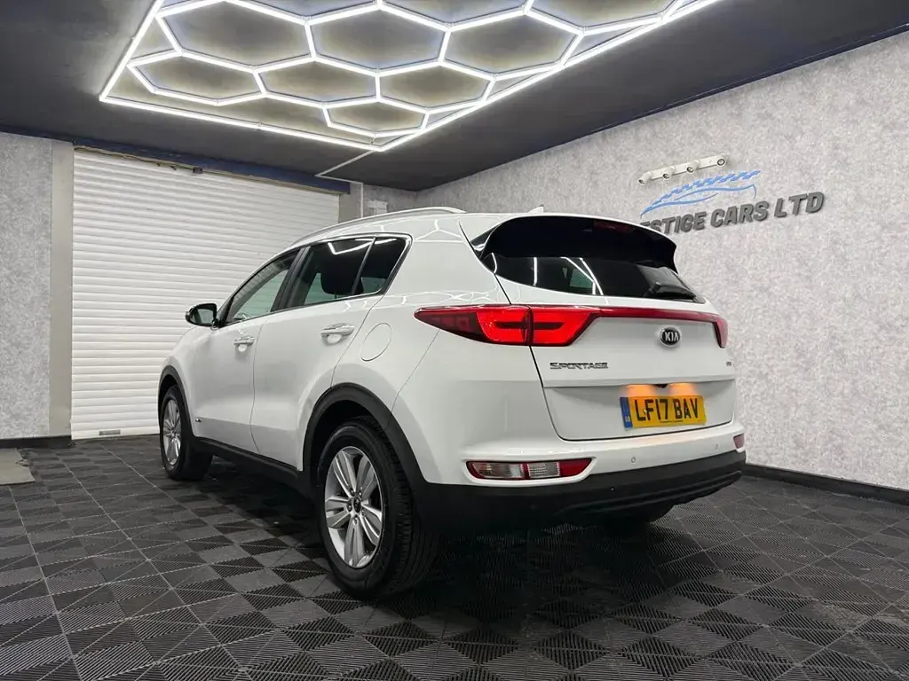 Used Kia Sportage 2017 White SUV