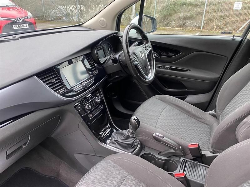 Used Vauxhall Mokka X Active 115 HP (84 kW) 2017 Silver SUV