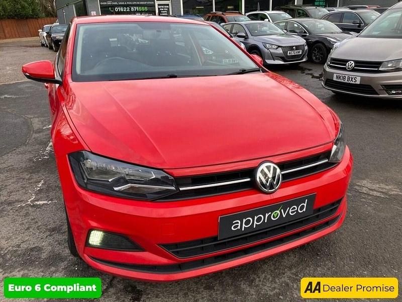Used VW Polo SE 65 HP (47 kW) 2019 Red Hatchback