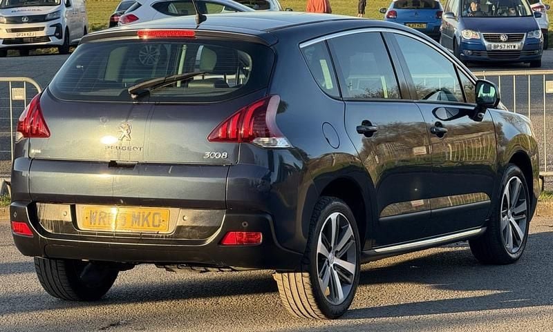 Second-hand Peugeot 3008 Allure 2015 Albastru Break