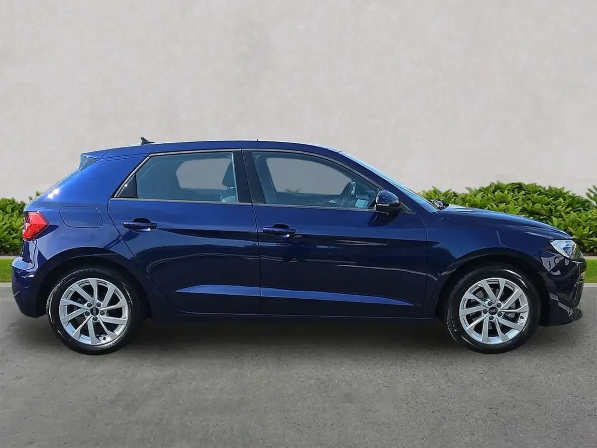 Used Audi A1 Sport 110 HP (80 kW) 2023 Blue SUV