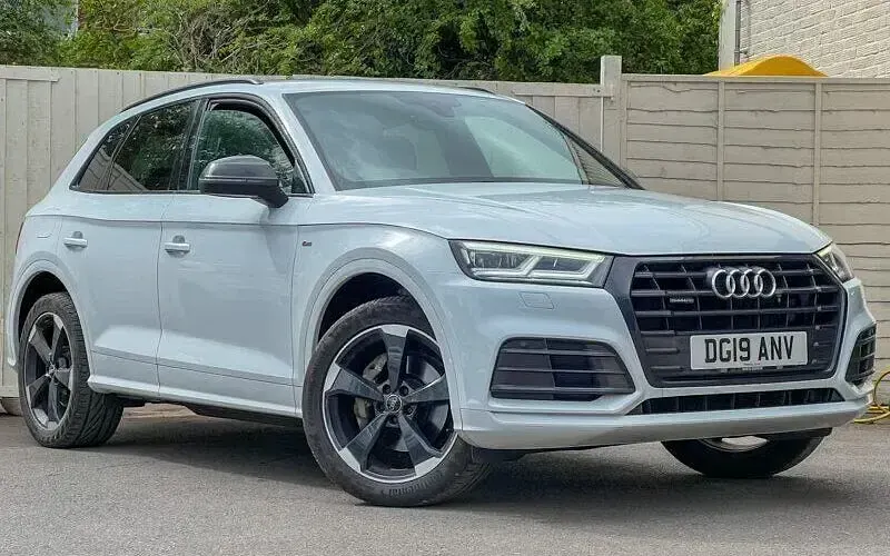 Used Audi Q5 Black Edition 190 HP (139 kW) 2020 SUV