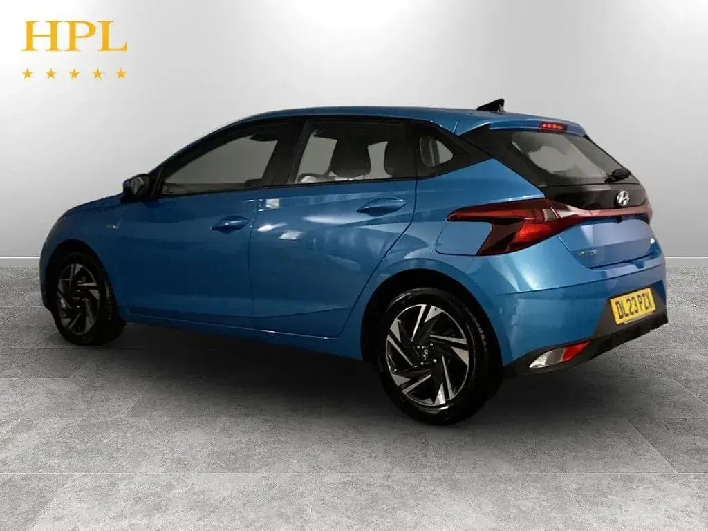 Used Hyundai i20 SE 100 HP (73 kW) 2023 Blue Hatchback
