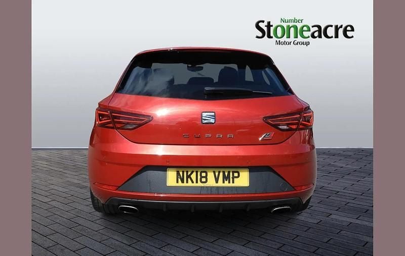 Used Seat Leon SC CUPRA 300 HP (220 kW) 2018 Red Hatchback