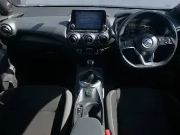 Used Nissan Juke N-Connecta 117 HP (86 kW) 2019 Grey SUV