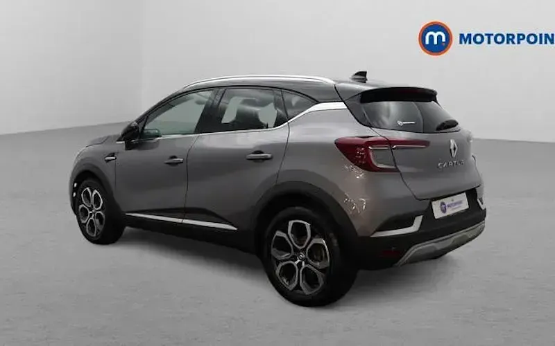 Used Renault Captur Techno 91 HP (66 kW) 2024 Grey/black SUV