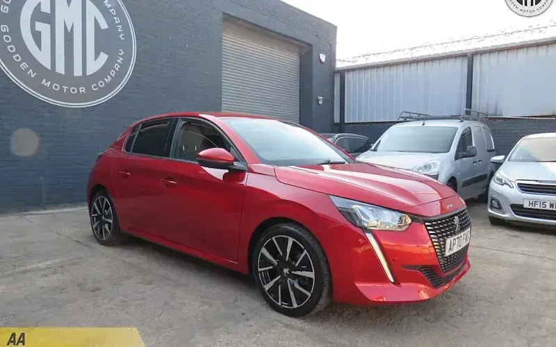 Used Peugeot 208 Allure 102 HP (75 kW) 2020 Hatchback
