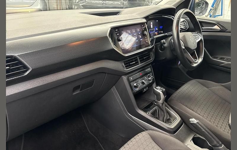 Used VW T-Cross SE 110 HP (80 kW) 2023 Blue SUV