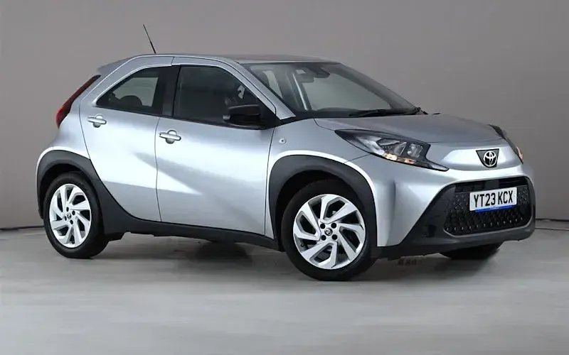 Used Toyota Aygo X PURE 72 HP (52 kW) 2023 SUV