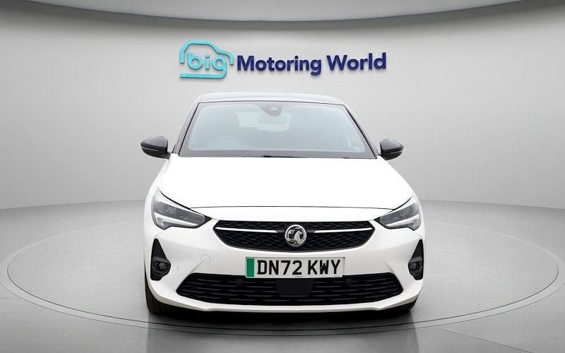 Used Vauxhall Corsa-e Ultimate 100 kW (136 HP) 2022 White Hatchback
