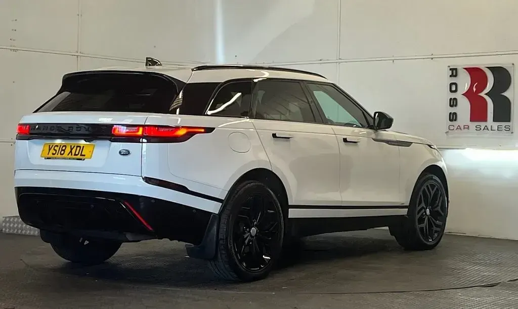 Used Land Rover Range Rover Velar SE Dynamic 240 HP (176 kW) 2018 White SUV