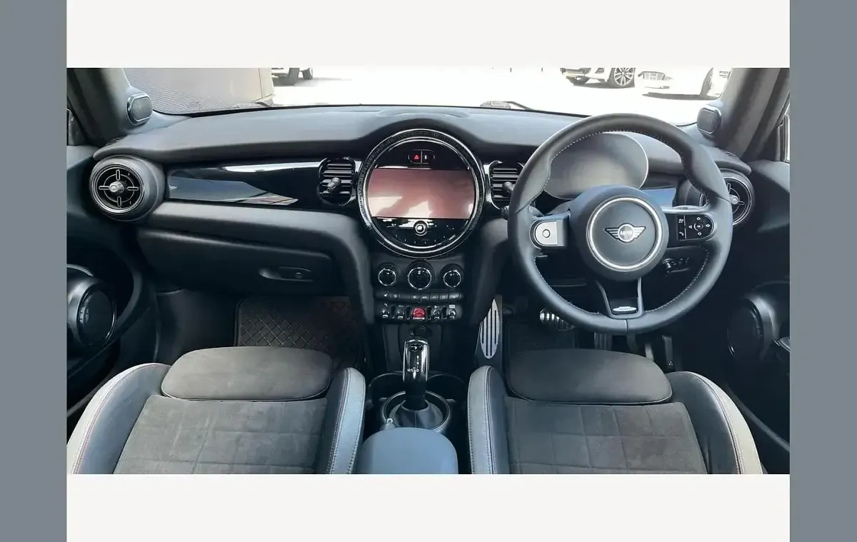 Used Mini Cooper Cabriolet Sport 136 HP (100 kW) 2023 Yellow Cabriolet