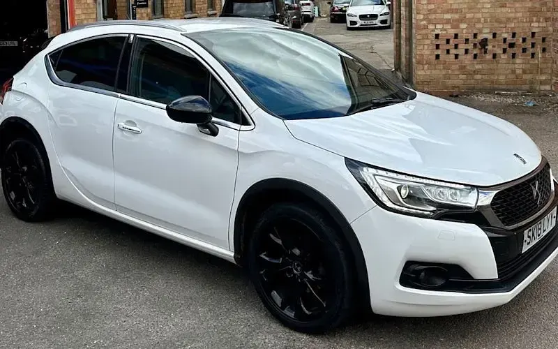 Used DS Automobiles DS4 120 HP (88 kW) 2017 Hatchback