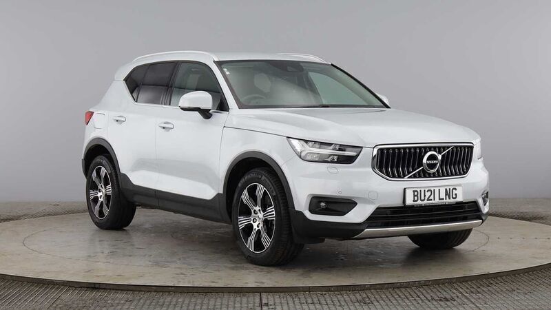Used 2021 Volvo XC40 Inscription SUV | £22,490 (Fair price) - Image 1/4