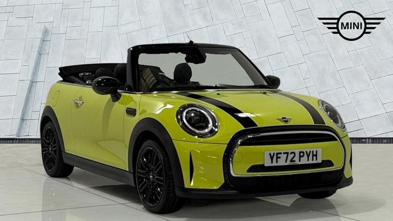 Used Mini Cooper Exclusive 134 HP (98 kW) 2022 Yellow Hatchback
