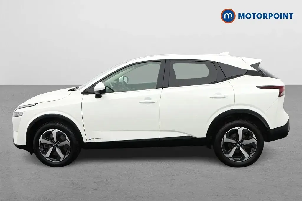 Used Nissan Qashqai N-Connecta 190 HP (139 kW) 2023 White SUV