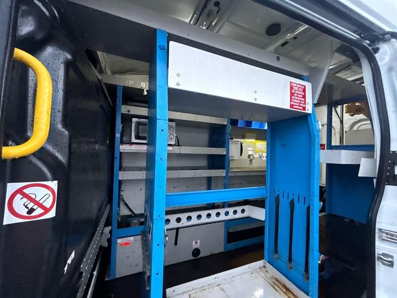 Used Ford Transit 130 HP (95 kW) 2018 White Estate