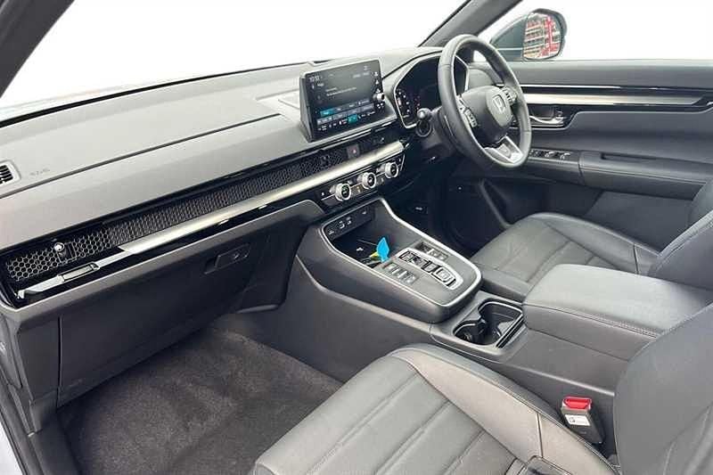 Used Honda CR-V Advance 184 HP (135 kW) 2024 White SUV