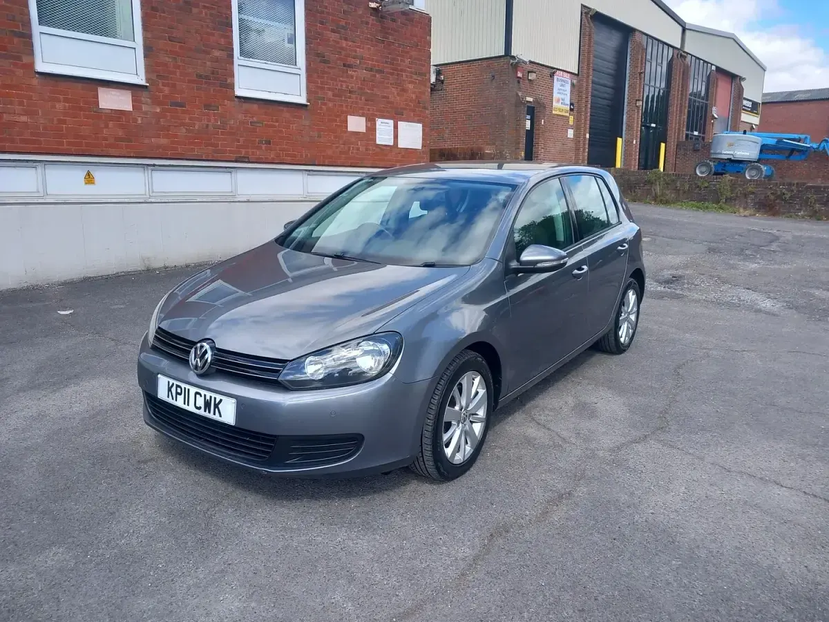 Used VW Golf VI Match 105 HP (77 kW) 2011 Grey Hatchback