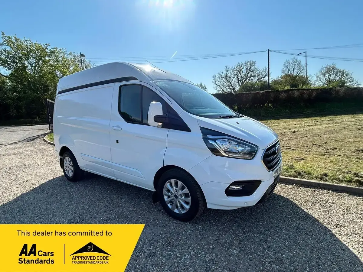 Used Ford Transit Custom Limited 131 HP (96 kW) 2022 Van