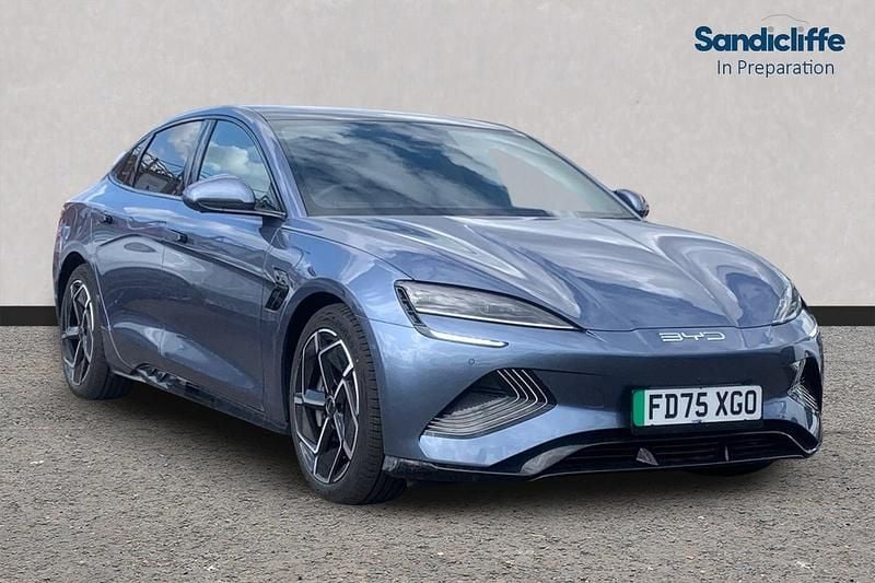 Used BYD Seal Design 230 kW (313 HP) 2025 Metallic  atlantis grey Sedan