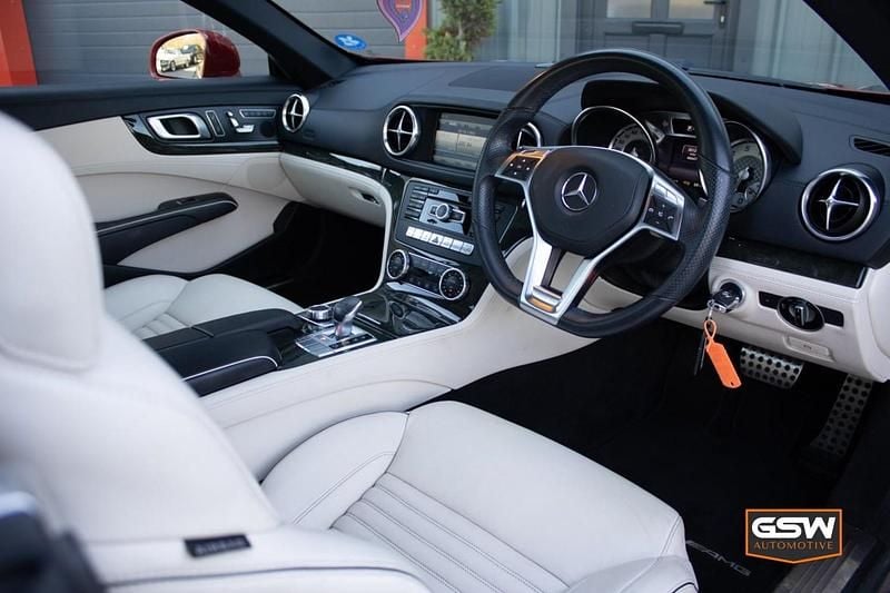 Used Mercedes SL350 AMG 302 HP (222 kW) 2014 Red Cabriolet