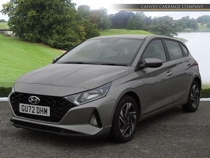 Bronze Used 2022 Hyundai i20 SE Hatchback | £13,500 (Fair price) - Image 1/4