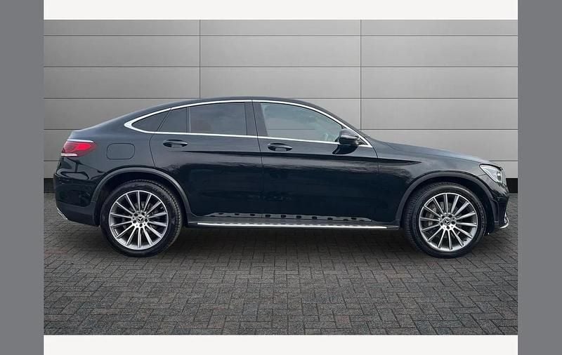 Used Mercedes GLC300e AMG Line Premium 254 HP (186 kW) 2021 Black Coupe