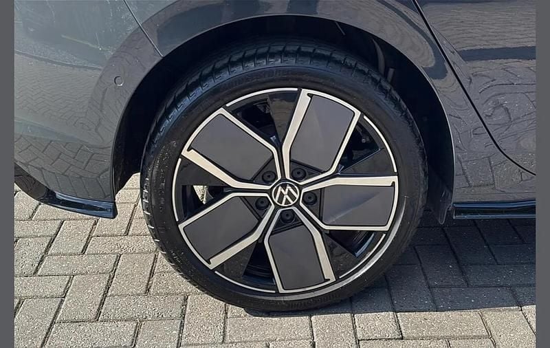 Used VW Golf VIII Black Edition 147 HP (108 kW) 2025 Grey Hatchback