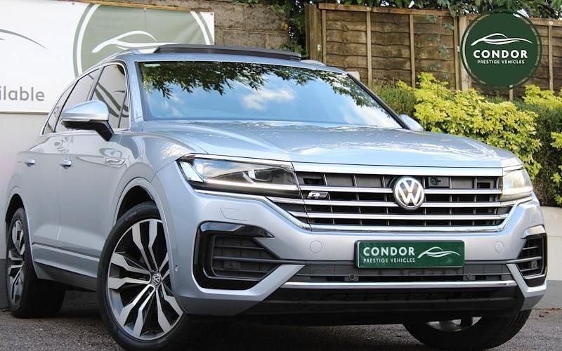 Used 2023 VW Touareg R-line SUV | £25,995 (Super price) - Image 1/3
