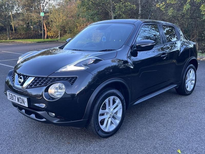 Black Used 2017 Nissan Juke N-Connecta SUV | £6,495 (Fair price) - Image 1/4