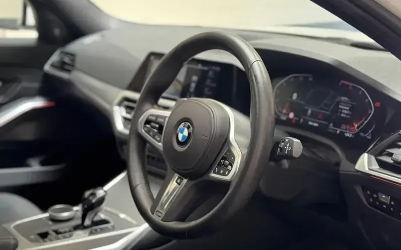Used BMW 330 M Sport 258 HP (189 kW) 2020 White Estate