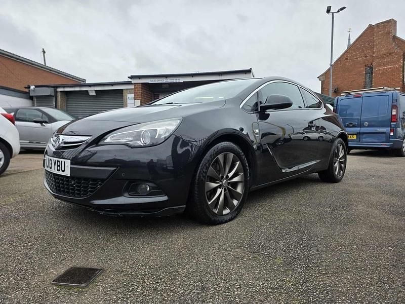 Used Vauxhall Astra GTC SRi 2013 Black Hatchback
