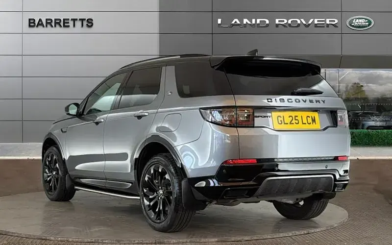 Used Land Rover Discovery 5 SE Dynamic 269 HP (197 kW) 2024 SUV