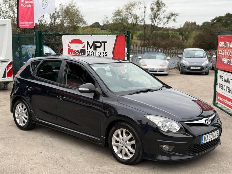 Black Used 2010 Hyundai i30 Edition Hatchback | £2,990 (A bit pricey) - Image 1/4