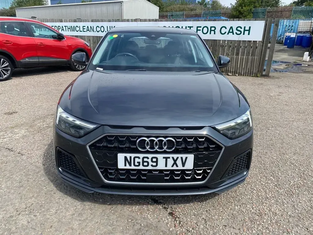 Used Audi A1 Sport 116 HP (85 kW) 2020 Grey SUV