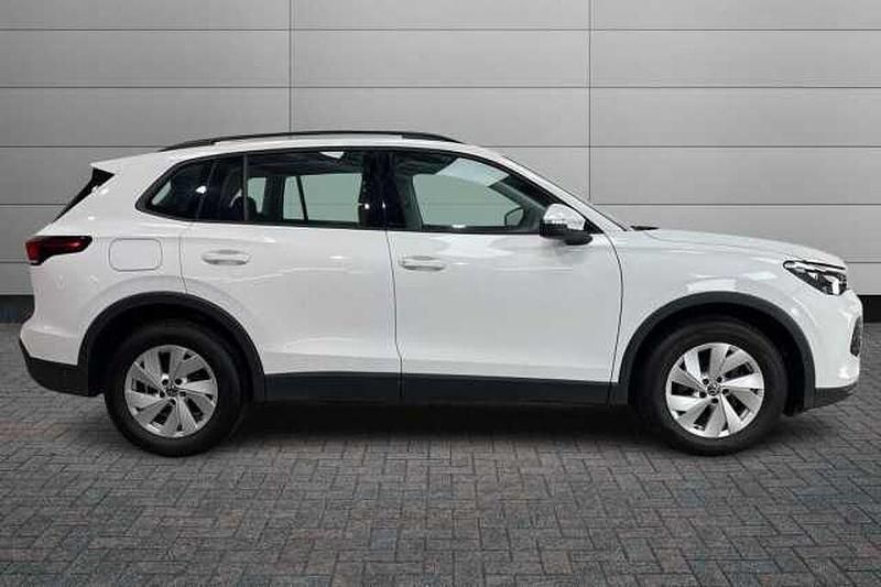 Used VW Tiguan 130 HP (95 kW) 2024 White SUV
