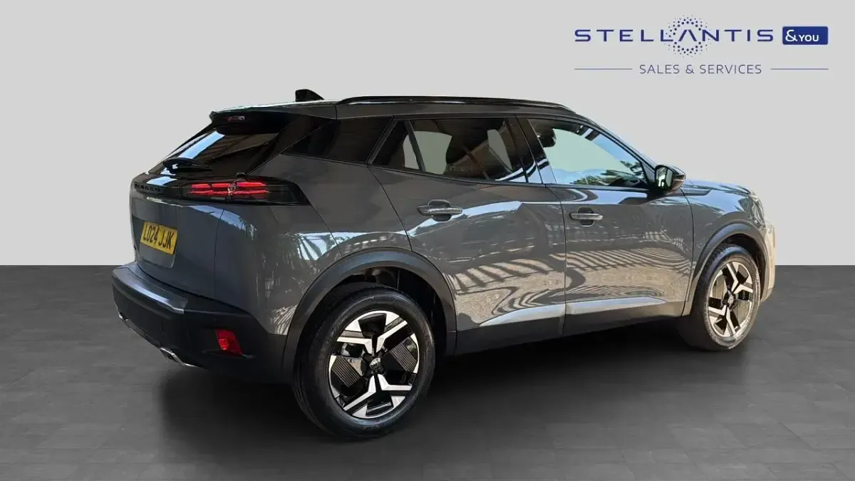 Used Peugeot 2008 Allure 129 HP (94 kW) 2024 Grey SUV