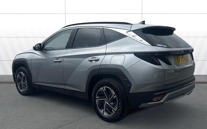 Usado Hyundai Tucson Advanced 160 HP (117 kW) 2025 Prateado SUV