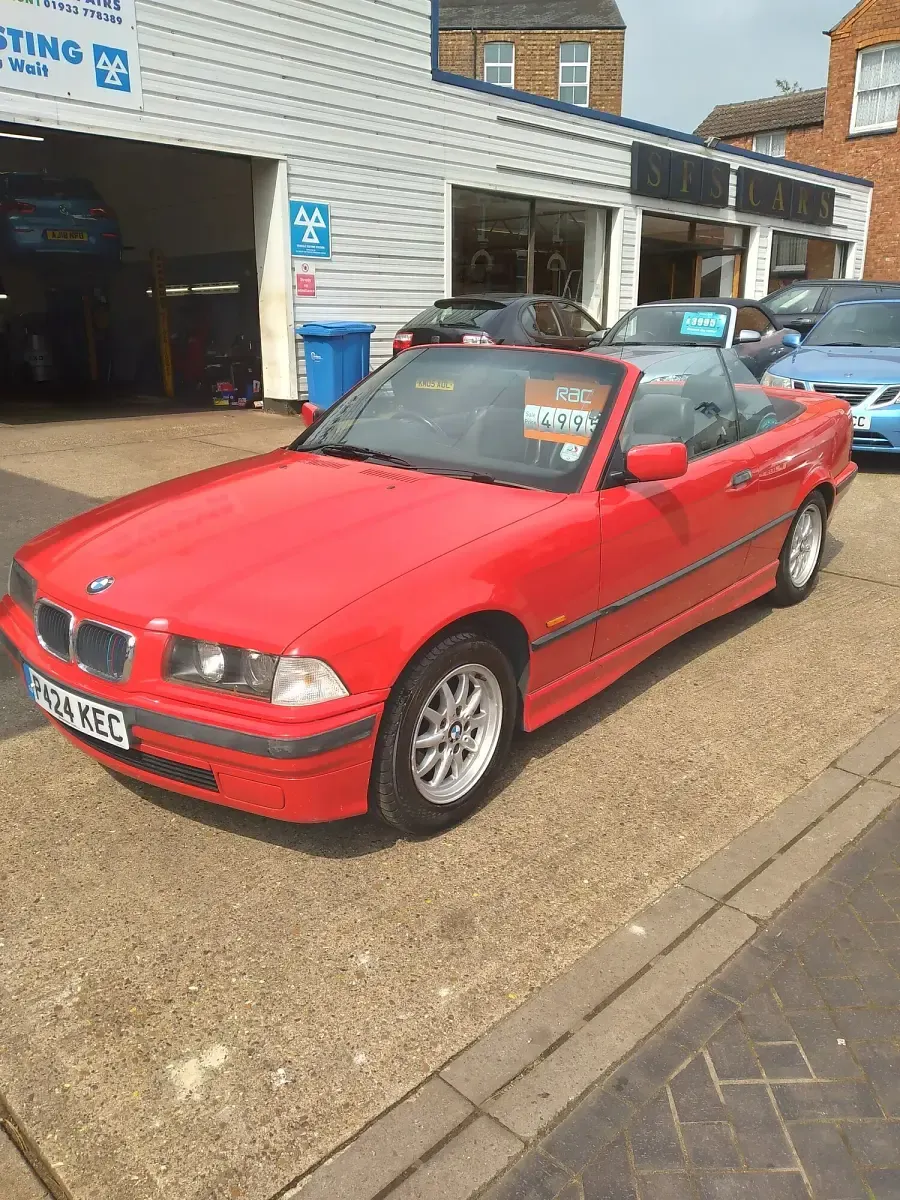 Used BMW 318 Cabriolet 115 HP (84 kW) 1996 Red Cabriolet