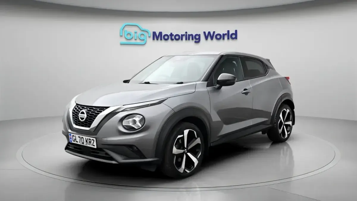 Usado Nissan Juke S 113 HP (83 kW) 2020 Cinzento SUV